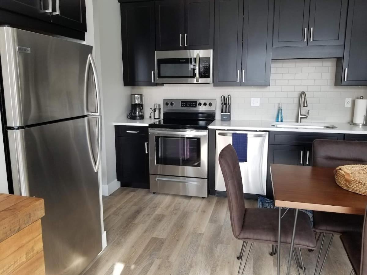 Downtown Traverse City Condo - Capri 209 المظهر الخارجي الصورة