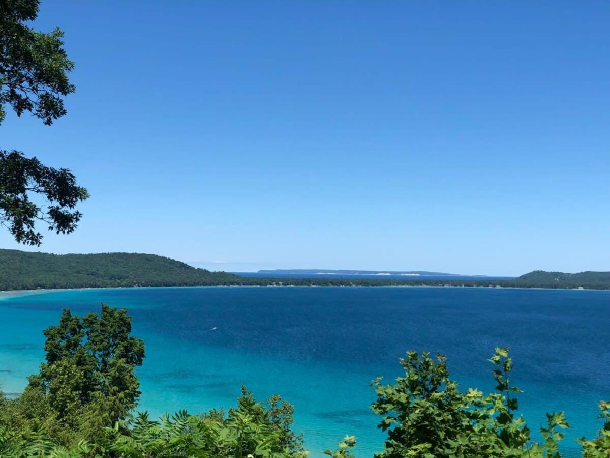 Downtown Traverse City Condo - Capri 209 المظهر الخارجي الصورة