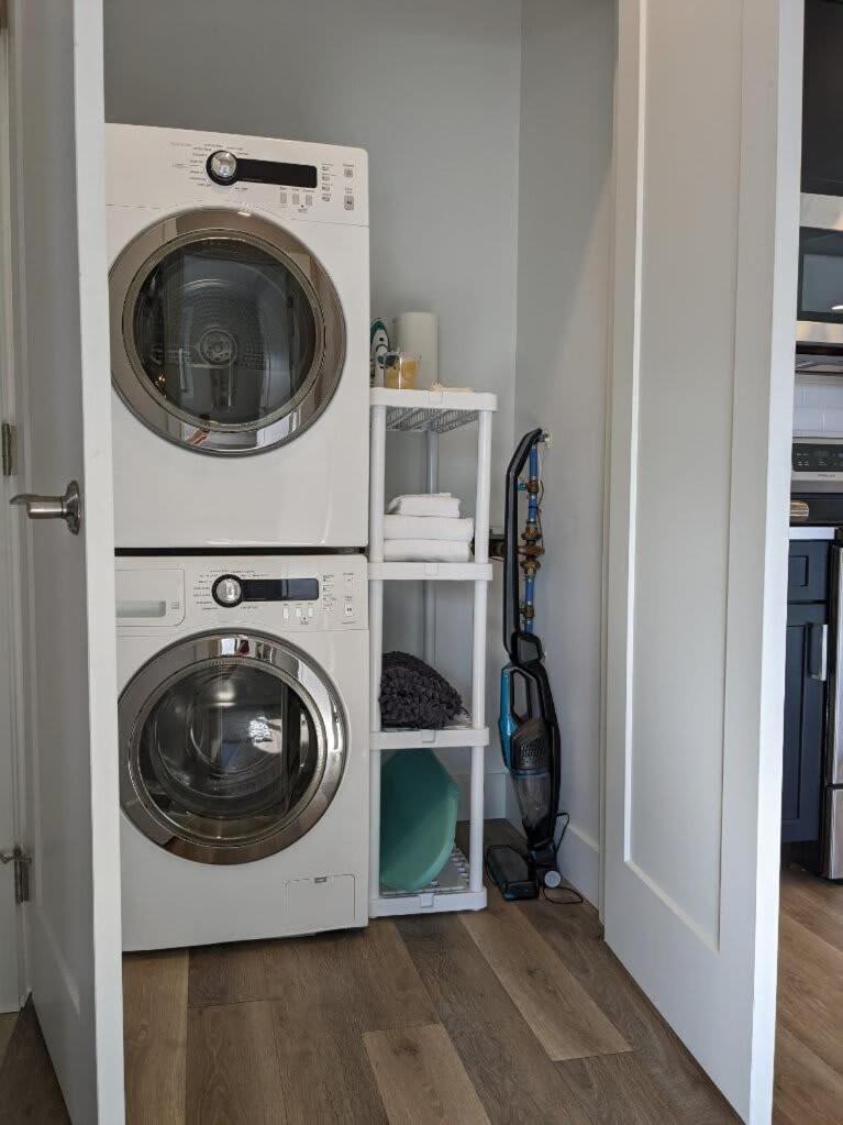 Downtown Traverse City Condo - Capri 209 المظهر الخارجي الصورة
