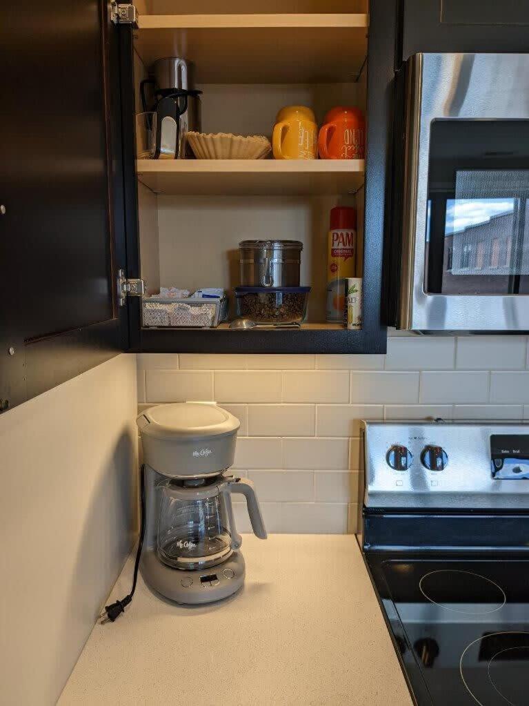 Downtown Traverse City Condo - Capri 209 المظهر الخارجي الصورة